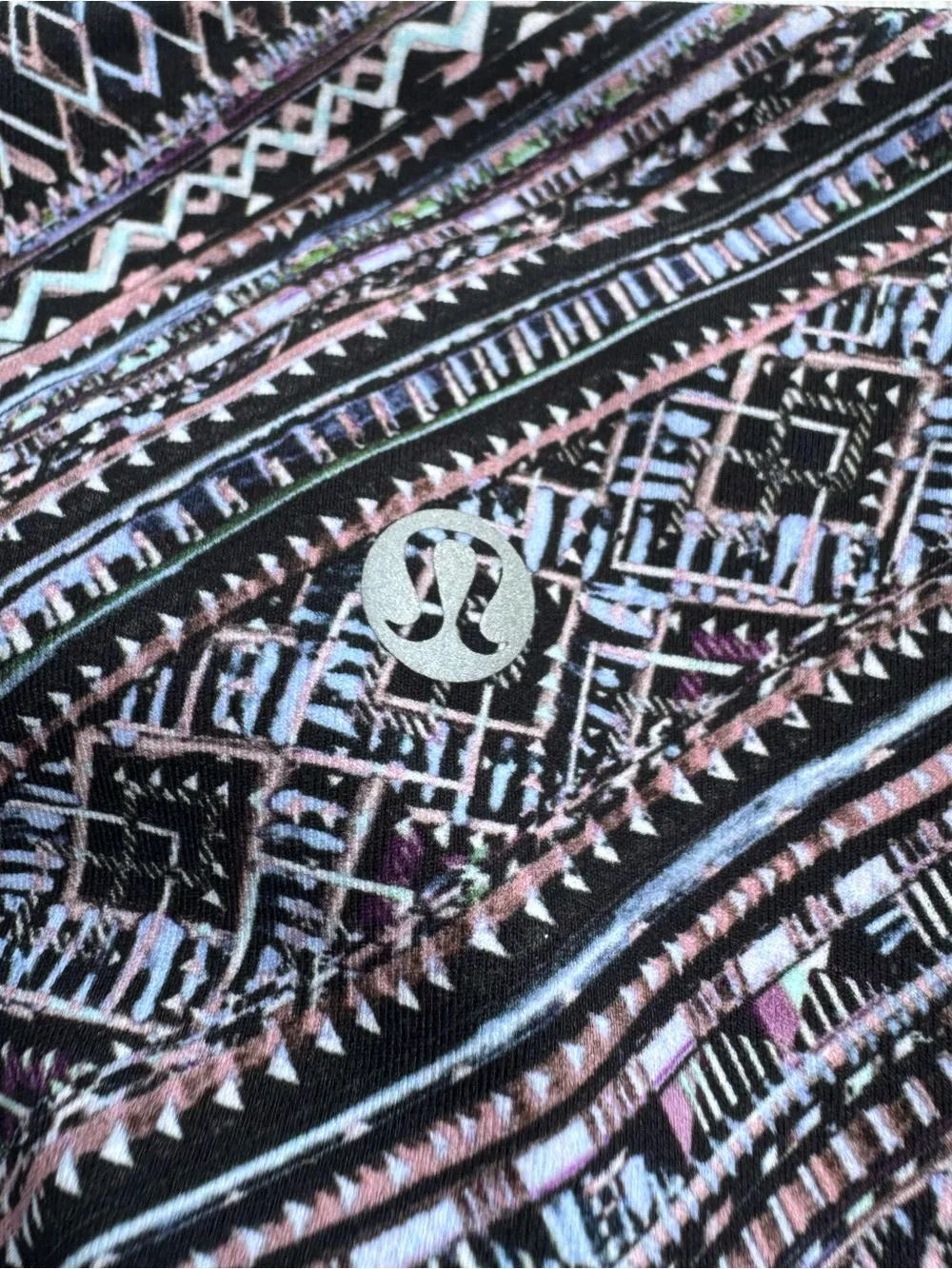 Lululemon Wunder Under High Rise Tights Tribal Patter Size 4 LW5BOKSH